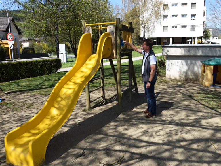 Spielplatz-Inspektion in St. Veit